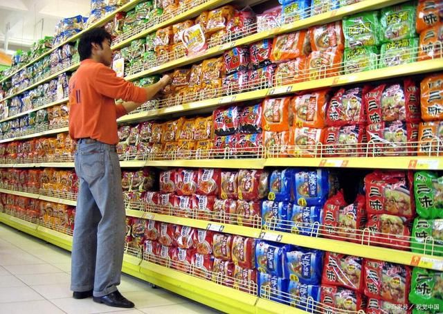 方便食品進(jìn)入熱銷(xiāo)時(shí)期，供不應(yīng)求狀況持續(xù)
